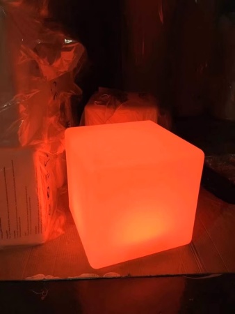 Светильник Куб 60 питание от сети 220В, RGB Светильник Куб 60 питание от сети 220В, RGB