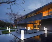 Светильник Цилиндр 30х75 питание от 220, RGB